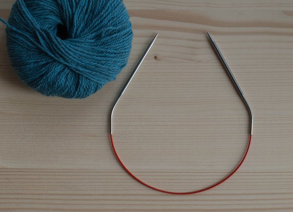 adatas knit red